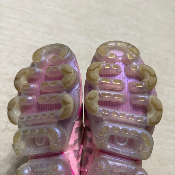 Nike Vapor Max 2019 Psychic Barbie Pink Shoes Sneakers Women's Size 7.5 - Picture 8 of 10